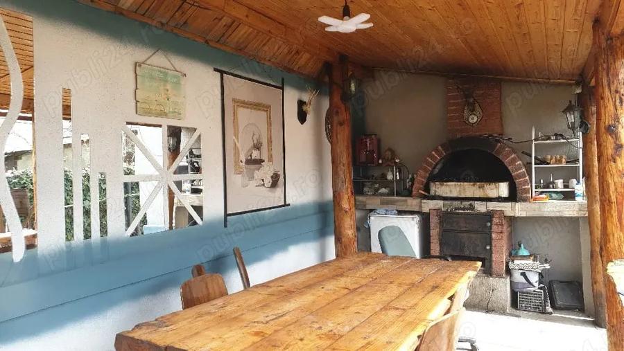 Casă cu 5 camere cu Teren 450 Mp în Mărăcineanu
