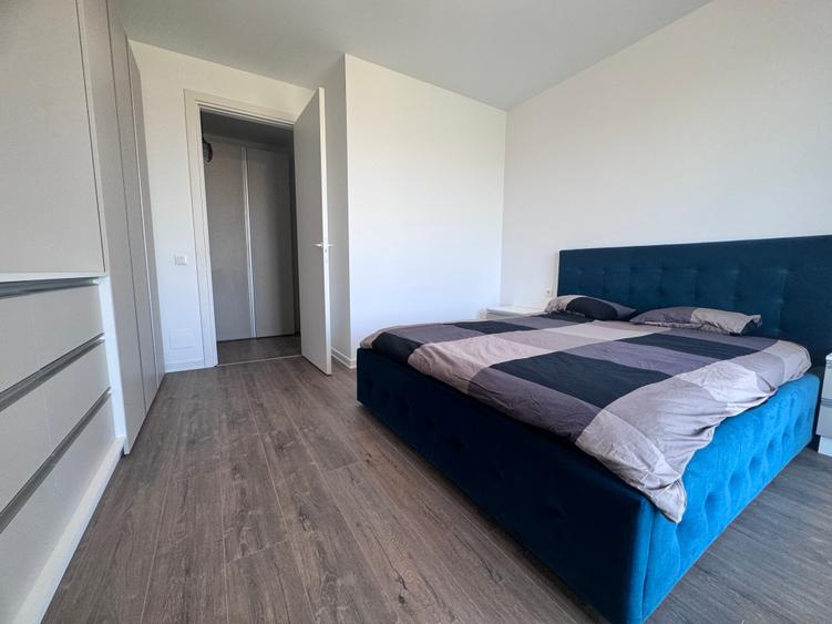 Apartament cu 2 camere decomandat în Aviației