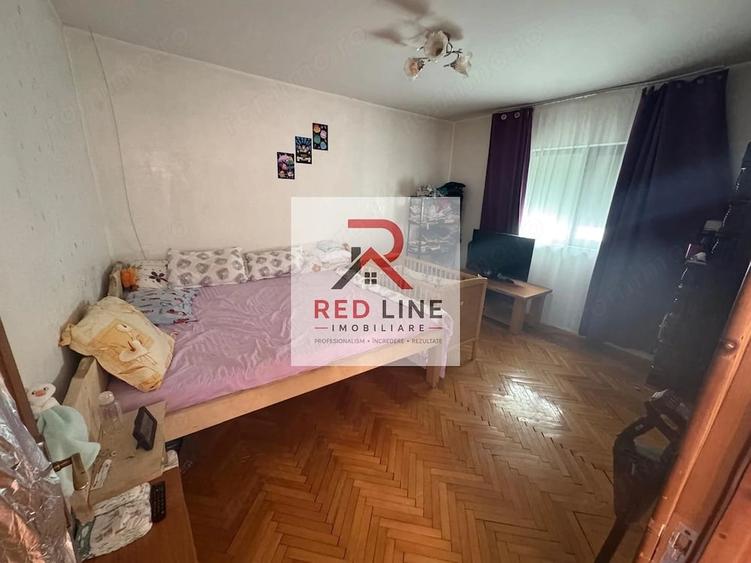 Casă cu Teren 9881 Mp în Dudașu