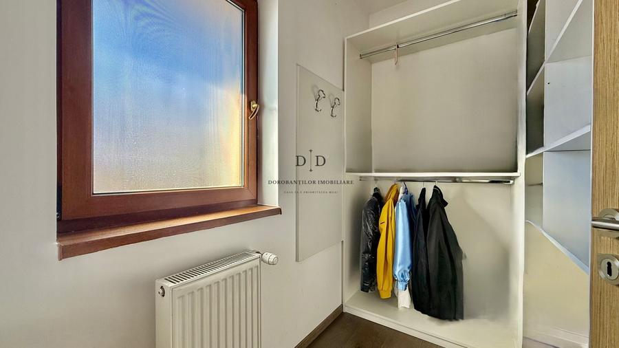 Casă individuală cu 5 camere cu Canalizare în Florești