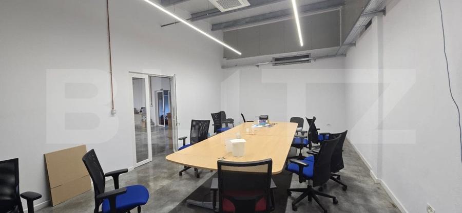 Spațiu comercial, de 700 mp, în Bariera Vâlcii