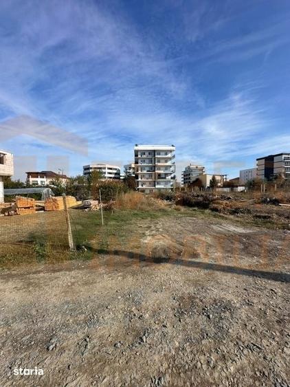 Teren de 455 mp, în Central
