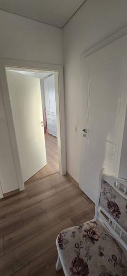 Apartament cu 3 camere decomandat, mobilat în I. C. Frimu