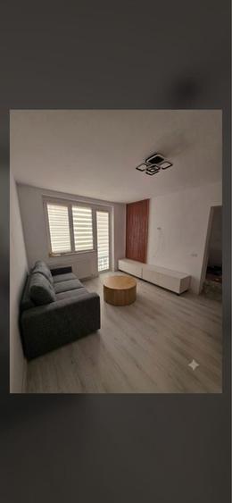 Apartament cu 2 camere semidecomandat în Ultracentral