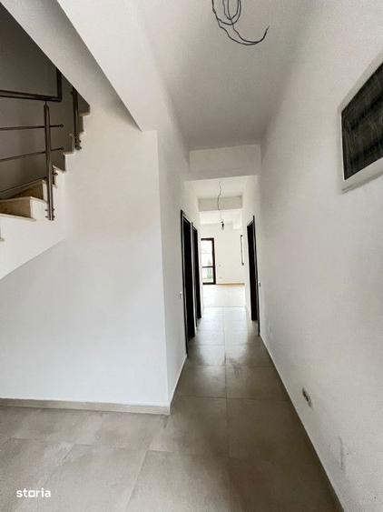 Casă cu 4 camere cu Teren 306 Mp în Central