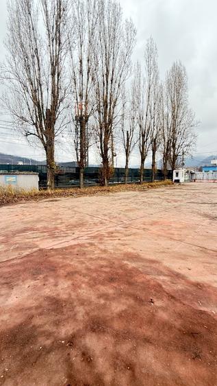 Spațiu industrial, de 7,242 mp, în Orașul Vechi