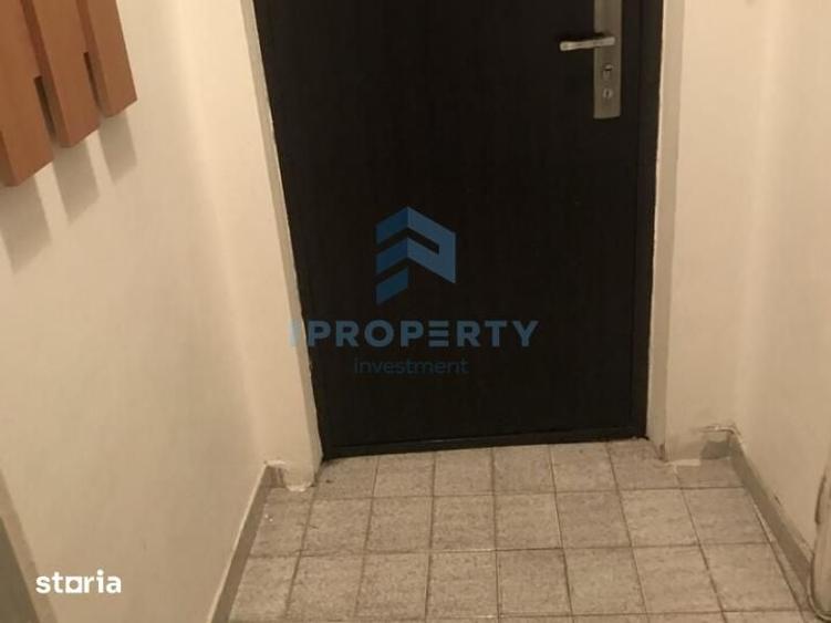 Apartament cu 2 camere semidecomandat în Centrul Civic