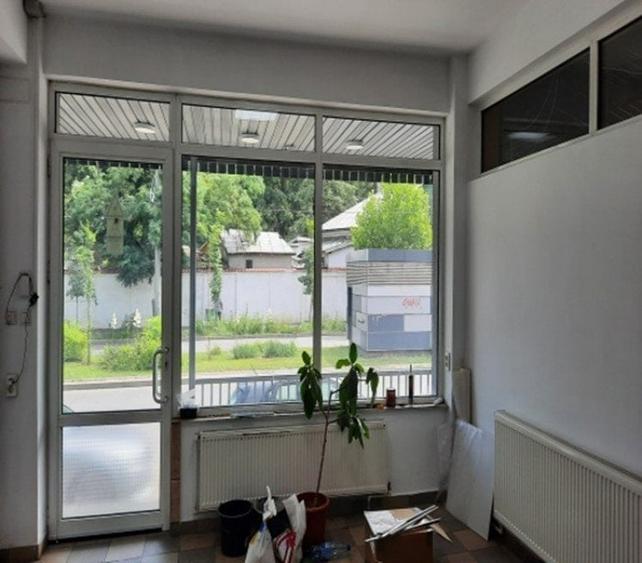 Spațiu comercial, de 220 mp, în Bucureștii Noi