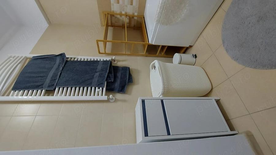Apartament cu 2 camere decomandat în Exterior Vest