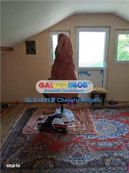 Casă cu 4 camere cu Teren 2000 Mp în Grădiștea