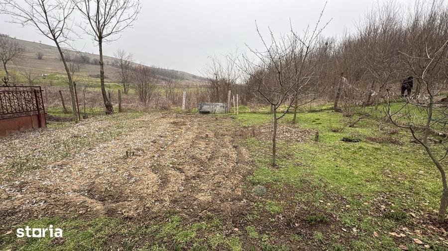 Teren de 2038 mp, în Ghercești