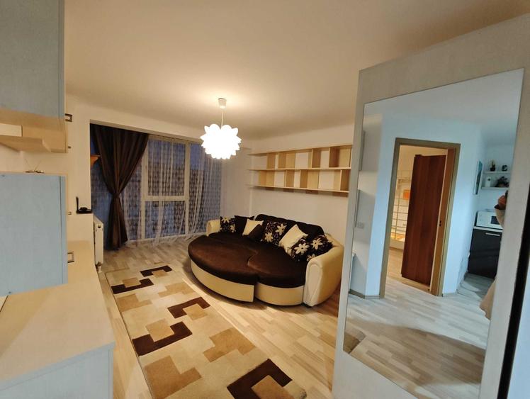Apartament cu 2 camere decomandat în Florești