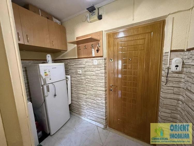 Garsonieră decomandată în Inel II