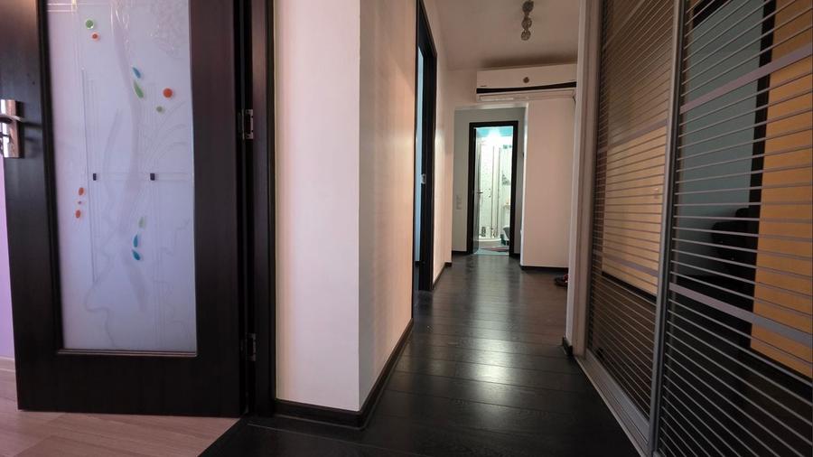 Apartament cu 4 camere decomandat, mobilat în Crihala