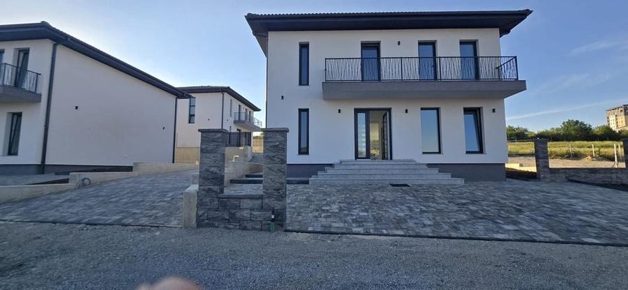 Casa exclusivista strada Constantin Brancoveanu proiect unicat langa Logos - 2