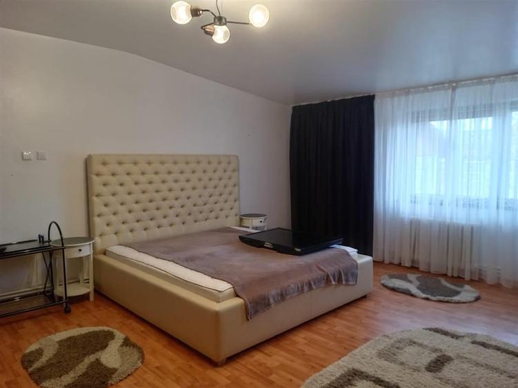 Casă individuală cu 5 camere cu Canalizare în Ițcani