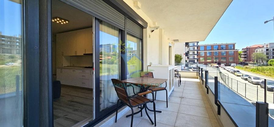 Apartament cu 3 camere decomandat, mobilat în Barbu Văcărescu