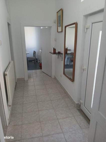 Ap. 2 camere, in casa cu gradina, Grigorescu, str. Sinaia - 4