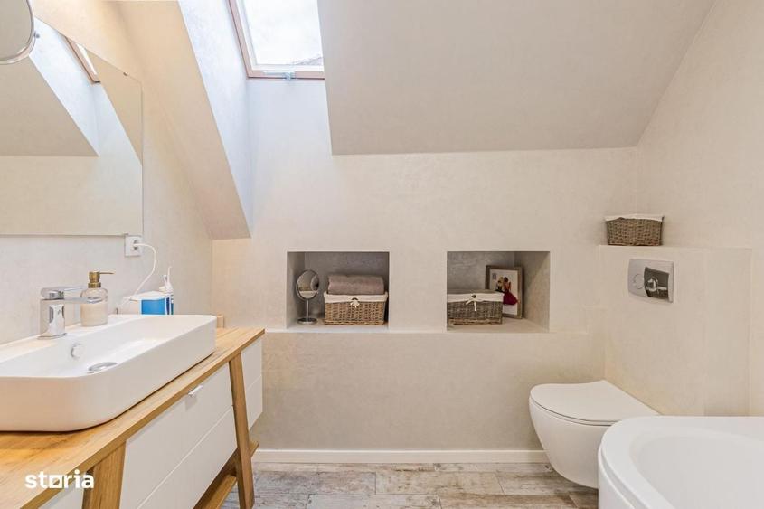 Apartament cu 4 camere în Central