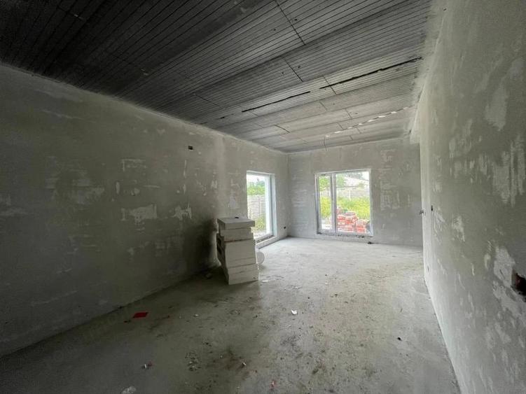 Casă cu 3 camere cu Teren 510 Mp în Giarmata