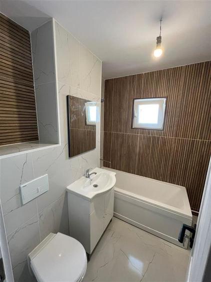 Apartament cu 2 camere decomandat în Nicolina
