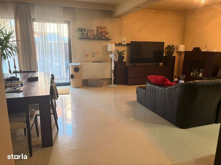 Casă cu 4 camere cu Teren 125 Mp în Pantelimon