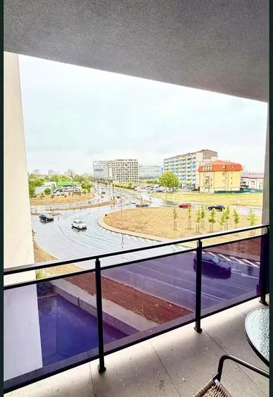 Apartament cu 2 camere semidecomandat, mobilat în Torontalului