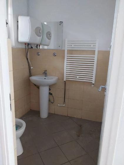 Spațiu comercial, de 140 mp, în Central