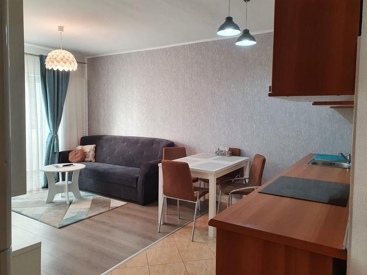Apartament cu 2 camere decomandat în Exterior Vest