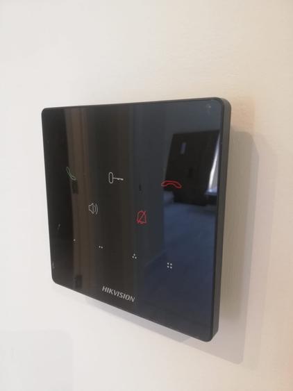 Apartament cu 2 camere decomandat în Pajura