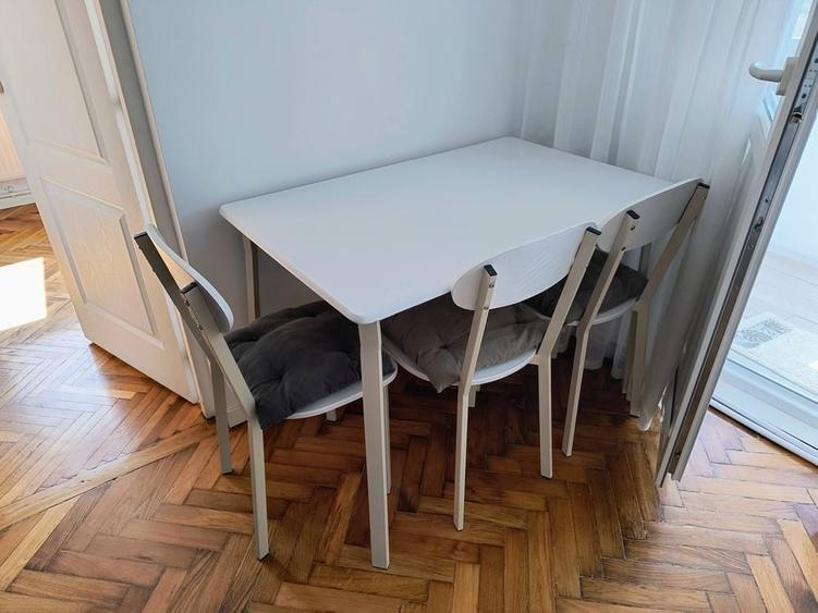 Apartament cu 2 camere decomandat în Petru Rareș