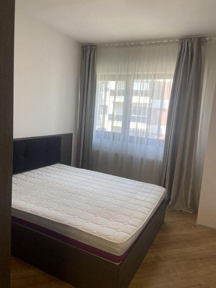 Apartament cu 3 camere decomandat, mobilat în Pipera