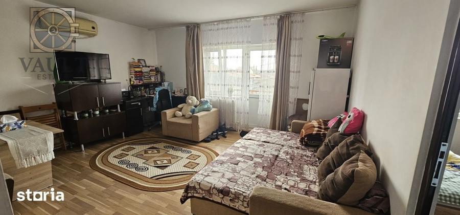 Apartament cu 3 camere semidecomandat în Dragomirești-Vale