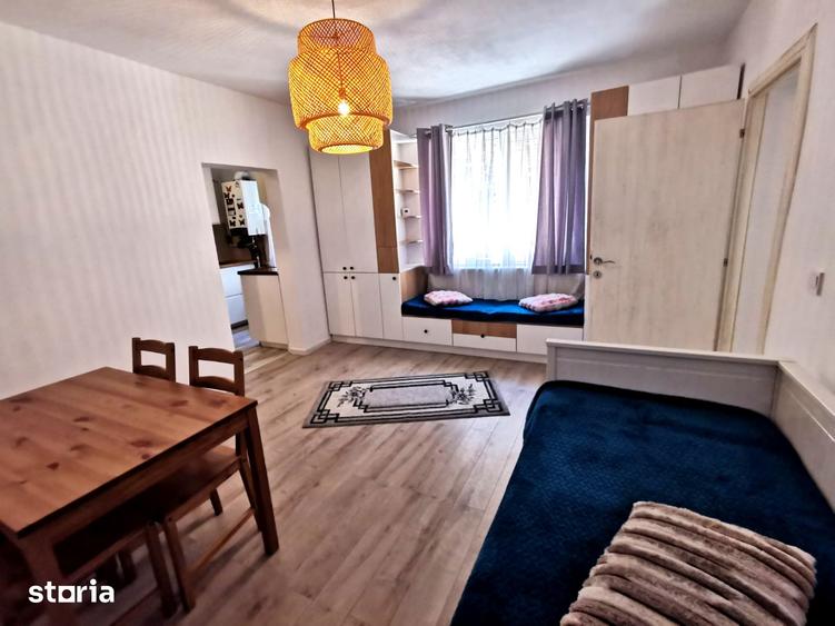 Casă cu 3 camere semidecomandat cu Canalizare în Fabric