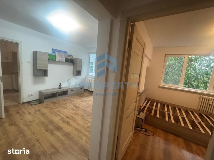 Apartament cu 2 camere semidecomandat în Grivița