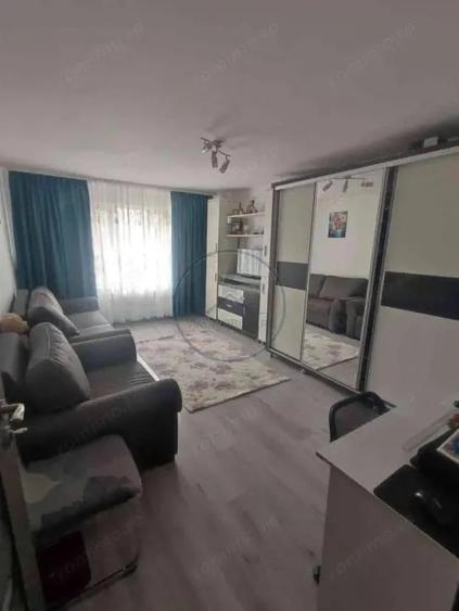 Apartament cu 2 camere decomandat în Independenței