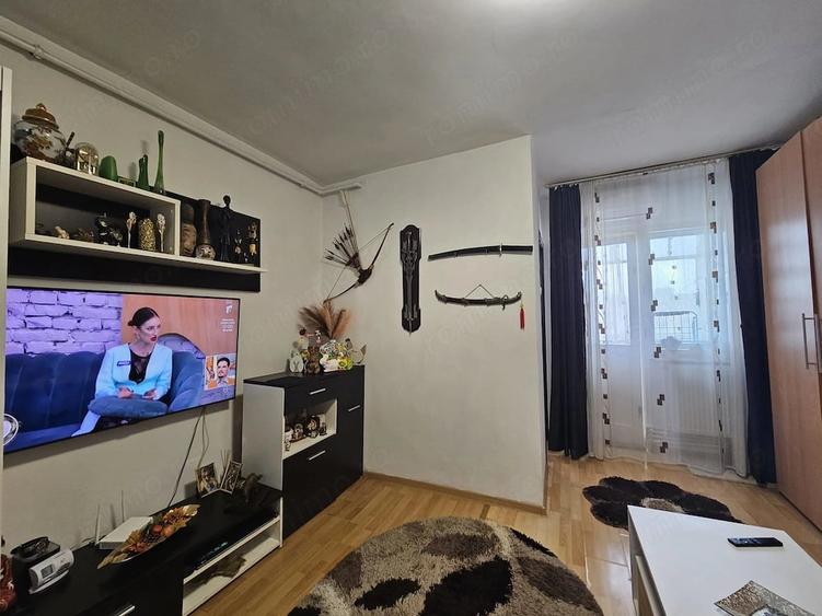 Garsonieră decomandată în Mihai Eminescu