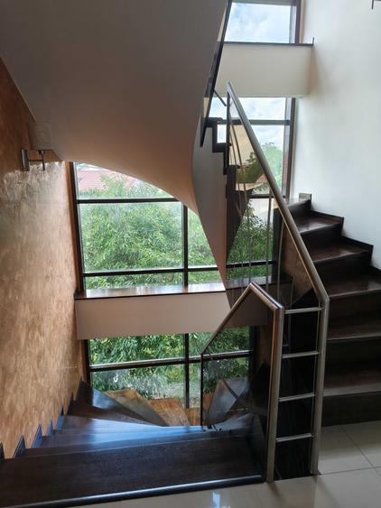Proprietar Vand Casa Inteligenta - 3