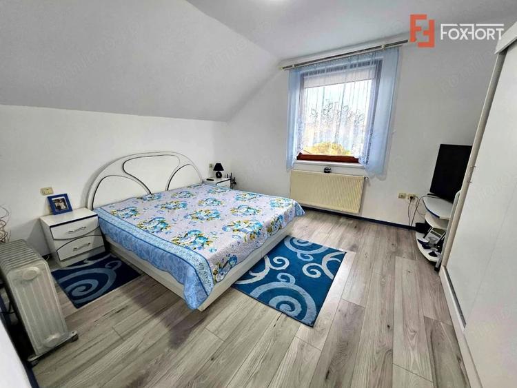 Casă cu 4 camere cu Teren 468 Mp în Central