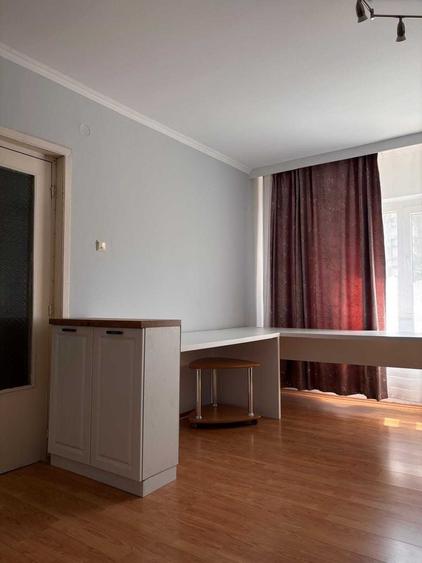 Garsonieră decomandată în Fortuna