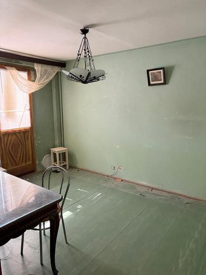 Apartament cu 2 camere decomandat în Drumul Taberei