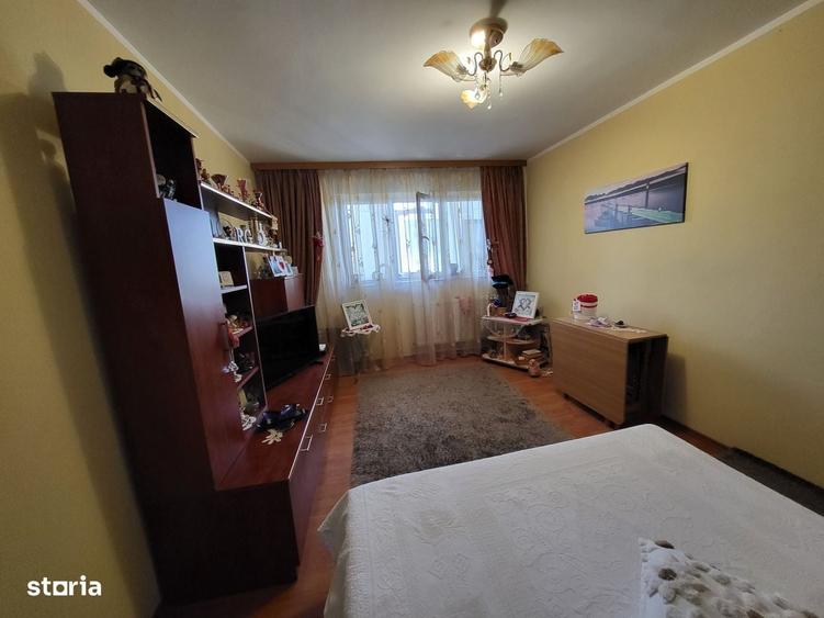 2 decomandate, Micro 18, 67.900, negociabil - 4