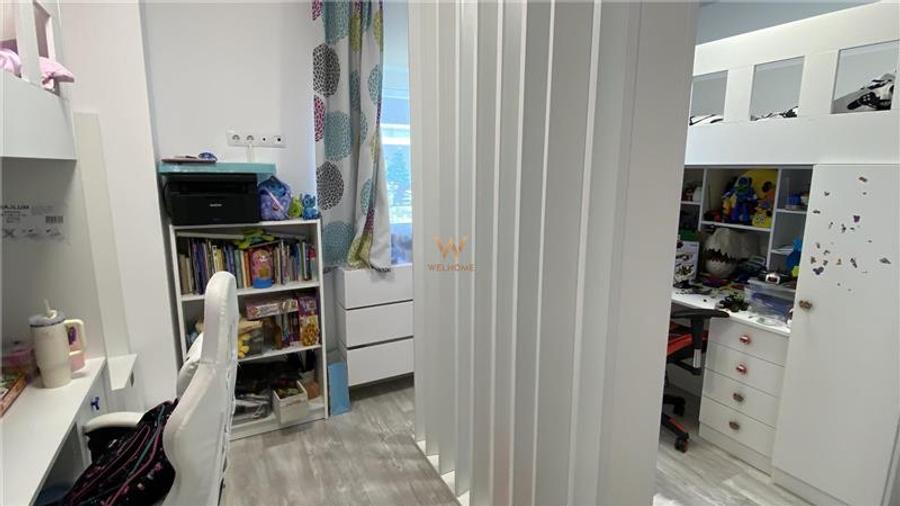 Apartament cu 3 camere semidecomandat, mobilat în Turnișor