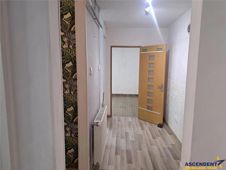 Apartament cu 2 camere decomandat în Lenin