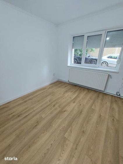 Casă cu 2 camere cu Teren 150 Mp în Centura