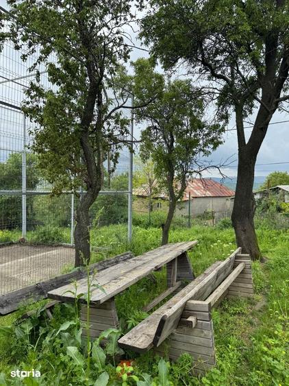 Casă cu 5 camere cu Teren 3000 Mp în Breaza