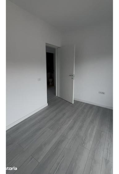 Apartament cu 3 camere în Păulești