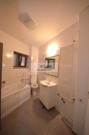 Apartament cu 2 camere semidecomandat în Rosetti