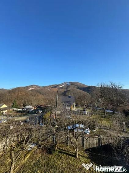 Casă cu 4 camere cu Teren 1000 Mp în Firiza