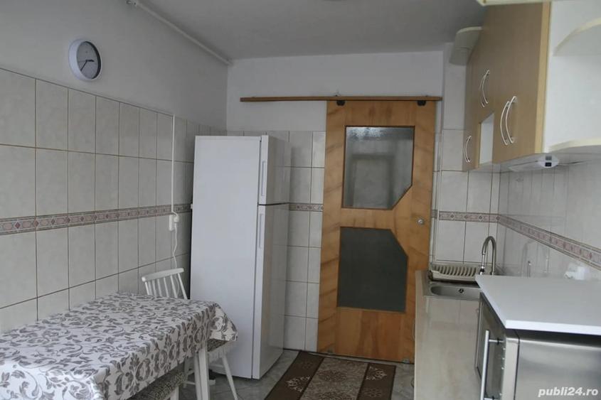Apartament cu 3 camere decomandat în Tomis Nord